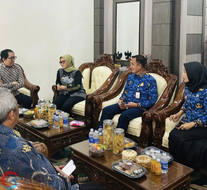 
Lampung Timur Siap Jadi Pusat Hilirisasi Singkong Nasional, Didukung Kemenperin