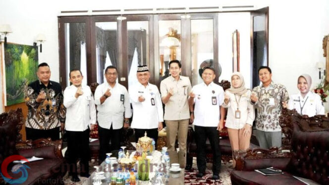 
Wali Kota Metro Bahas Percepatan Bedah Rumah Bersama Kementerian PKP