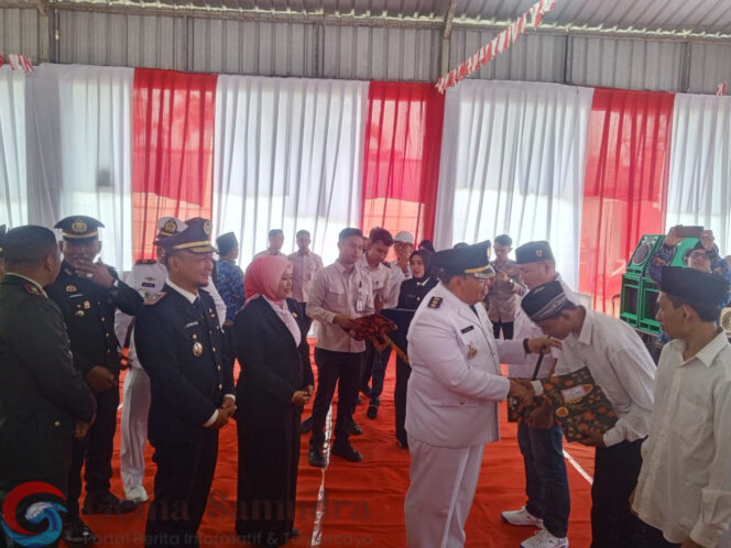 
237 Warga Binaan Rutan Sukadana Terima Remisi Dan 3 Orang Bebas, Wabup Azwar Hadi: Jangan Ulangi Kesalahan