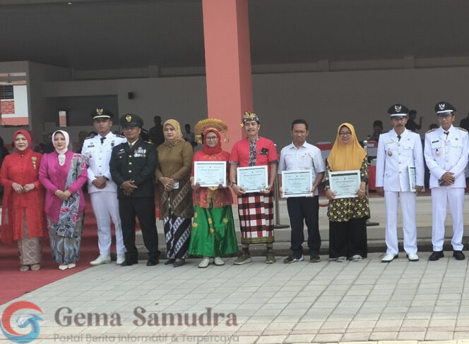 
Imam Rosyidi, Penggagas Kampung Donor Kidul Besuk Raih Penghargaan Relawan Kemanusiaan Saat HUT RI ke-81